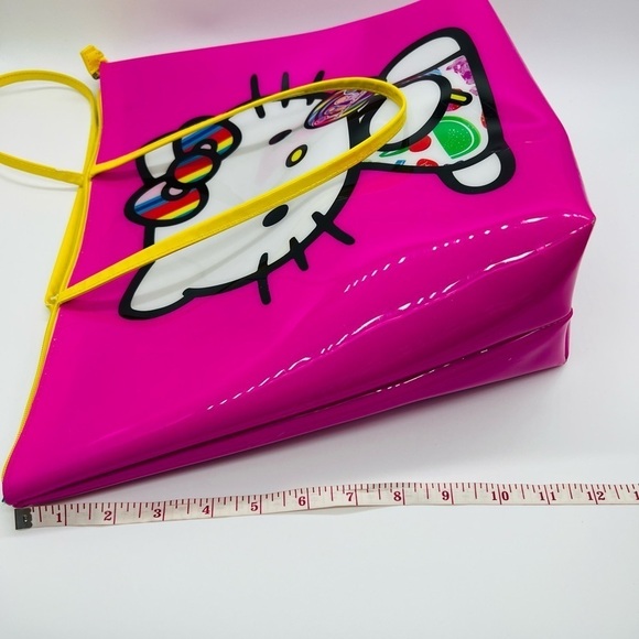 HELLO KITTY DYLAN’S CANDY BAR NY BRIGHT PINK AND YELLOW ZIPPERED TOTE - Picture 12 of 16